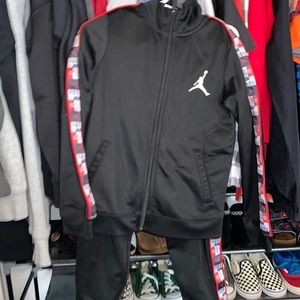 Air Jordan set size 6